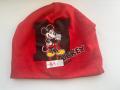 Červená bavlněná čepice s potiskem Mickey Mouse